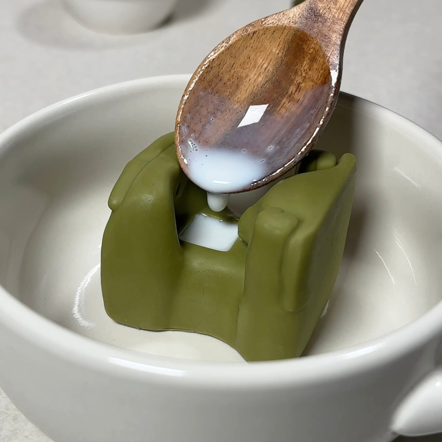 チャバコアラと茶箱