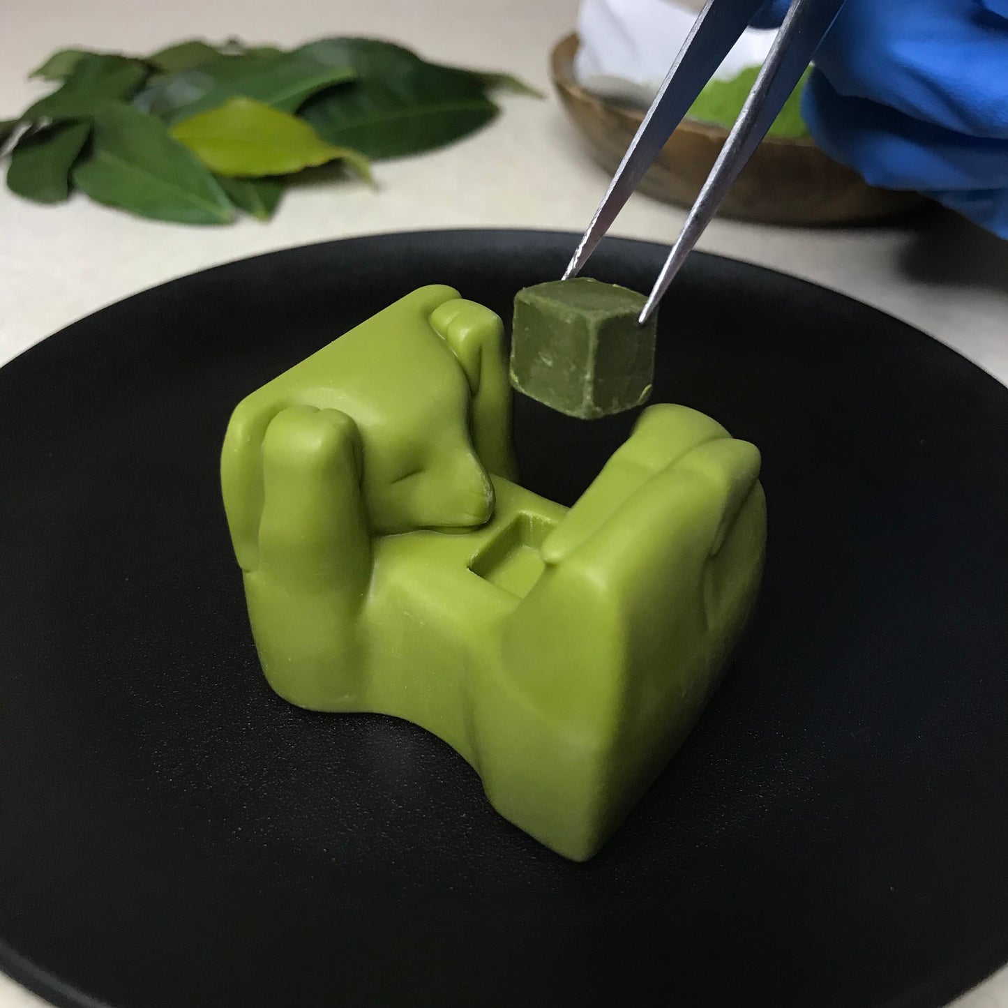 チャバコアラと茶箱